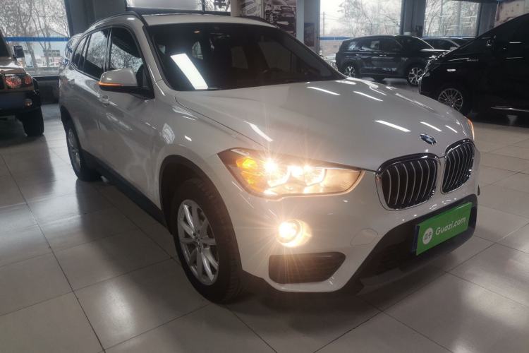 Used BMW X1 2019 sDrive18Li Fashion Model Front Right 45 Deg