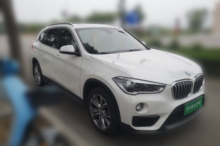 Used BMW X1 2019 sDrive20Li Leading Model Front Right 45 Deg