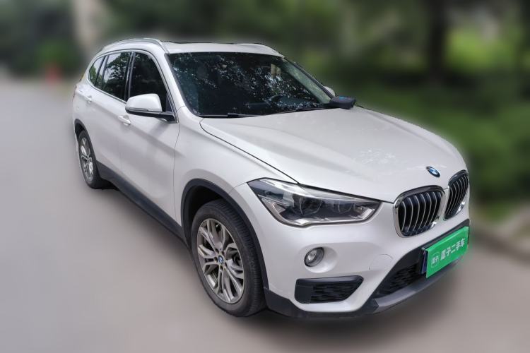 Used BMW X1 2019 sDrive20Li Leading Model Front Right 45 Deg