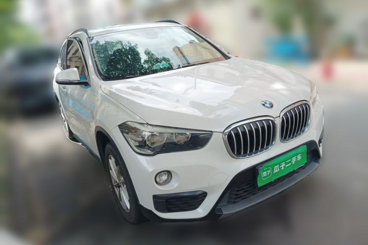 Used BMW X1 2019 sDrive18Li Fashion Model Front Right 45 Deg