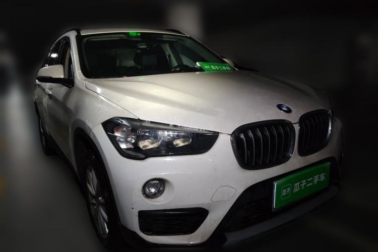 Used BMW X1 2019 sDrive18Li Fashion Model Front Right 45 Deg