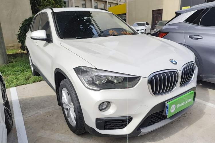 Used BMW X1 2019 sDrive18Li Fashion Model Front Right 45 Deg