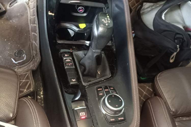 Used BMW X1 2019 xDrive20Li Luxury Model Gear Lever