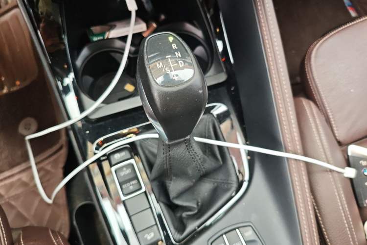 Used BMW X1 2019 xDrive20Li Luxury Model Gear Lever