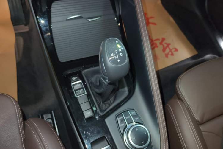 Used BMW X1 2019 xDrive20Li Luxury Model Gear Lever