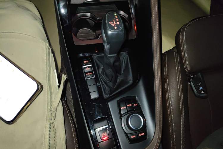 Used BMW X1 2019 sDrive18Li Premium Edition Gear Lever