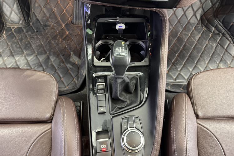 Used BMW X1 2019 xDrive20Li Luxury Model Gear Lever