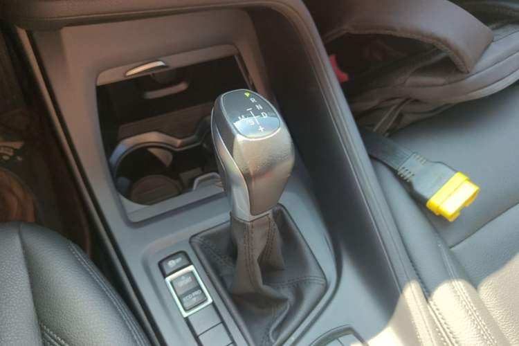 Used BMW X1 2019 sDrive20Li Leading Model Gear Lever