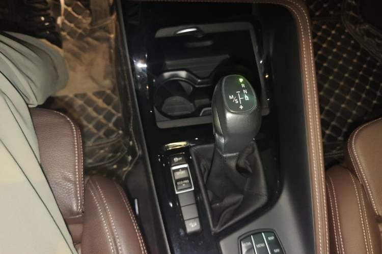 Used BMW X1 2019 xDrive20Li Luxury Model Gear Lever