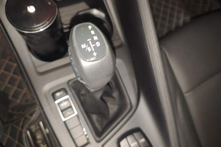 Used BMW X1 2019 sDrive20Li Leading Model Gear Lever