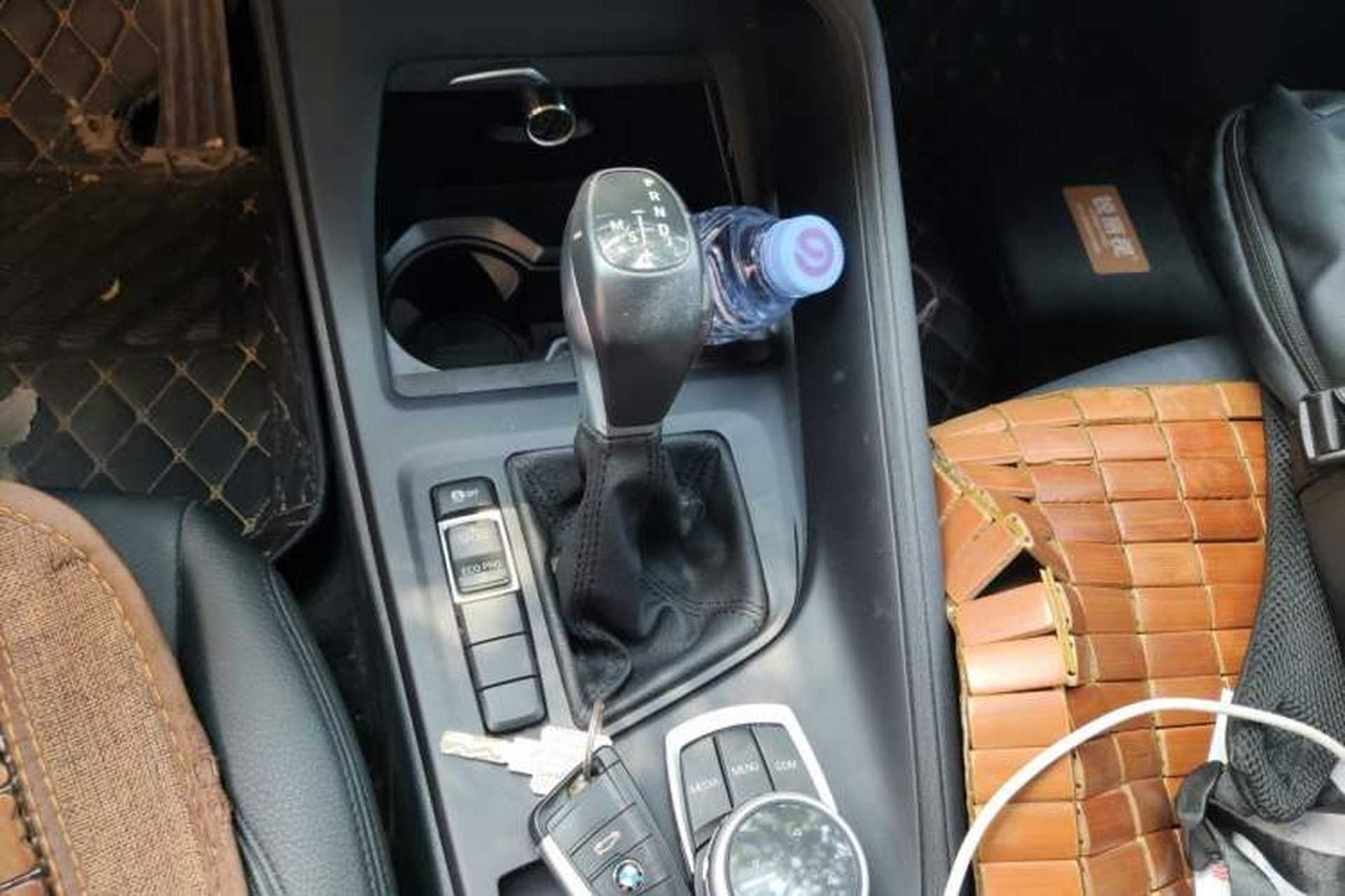 Used BMW X1 2019 sDrive20Li Leading Model Gear Lever