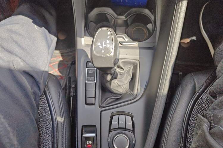 Used BMW X1 2019 sDrive20Li Leading Model Gear Lever