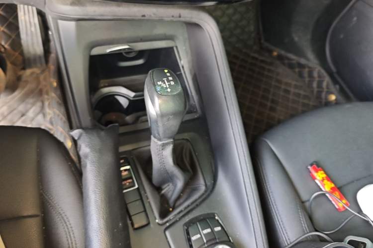 Used BMW X1 2019 sDrive20Li Leading Model Gear Lever
