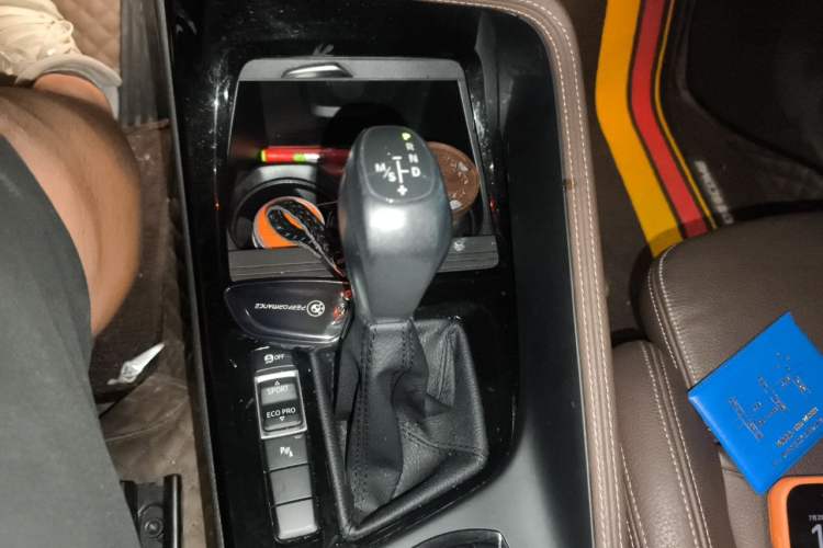 Used BMW X1 2019 sDrive18Li Premium Edition Gear Lever