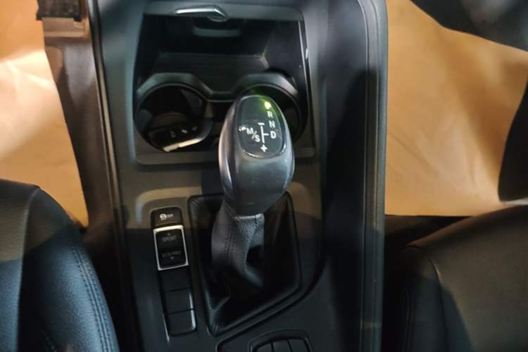 Used BMW X1 2019 sDrive20Li Leading Model Gear Lever