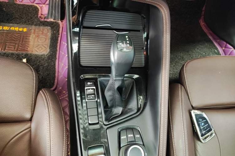Used BMW X1 2019 sDrive18Li Premium Edition Gear Lever