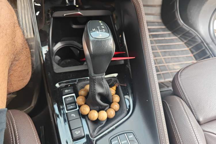 Used BMW X1 2019 xDrive20Li Luxury Model Gear Lever