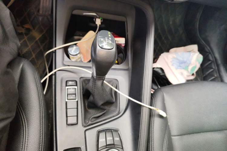 Used BMW X1 2019 sDrive20Li Leading Model Gear Lever