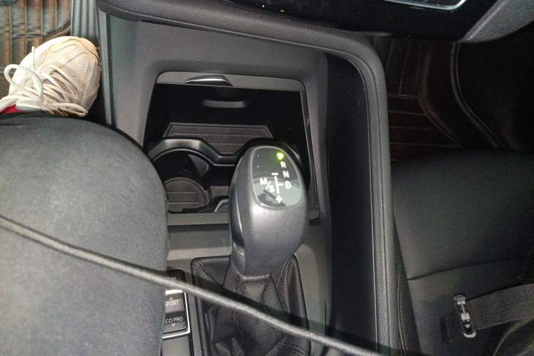 Used BMW X1 2019 sDrive20Li Leading Model Gear Lever