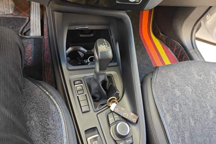 Used BMW X1 2019 sDrive20Li Leading Model Gear Lever