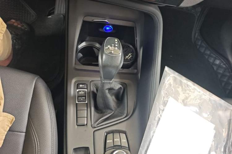 Used BMW X1 2019 sDrive20Li Leading Model Gear Lever