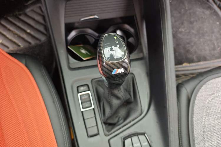 Used BMW X1 2019 sDrive20Li Leading Model Gear Lever