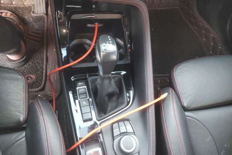 Used BMW X1 2019 sDrive18Li Premium Edition Gear Lever