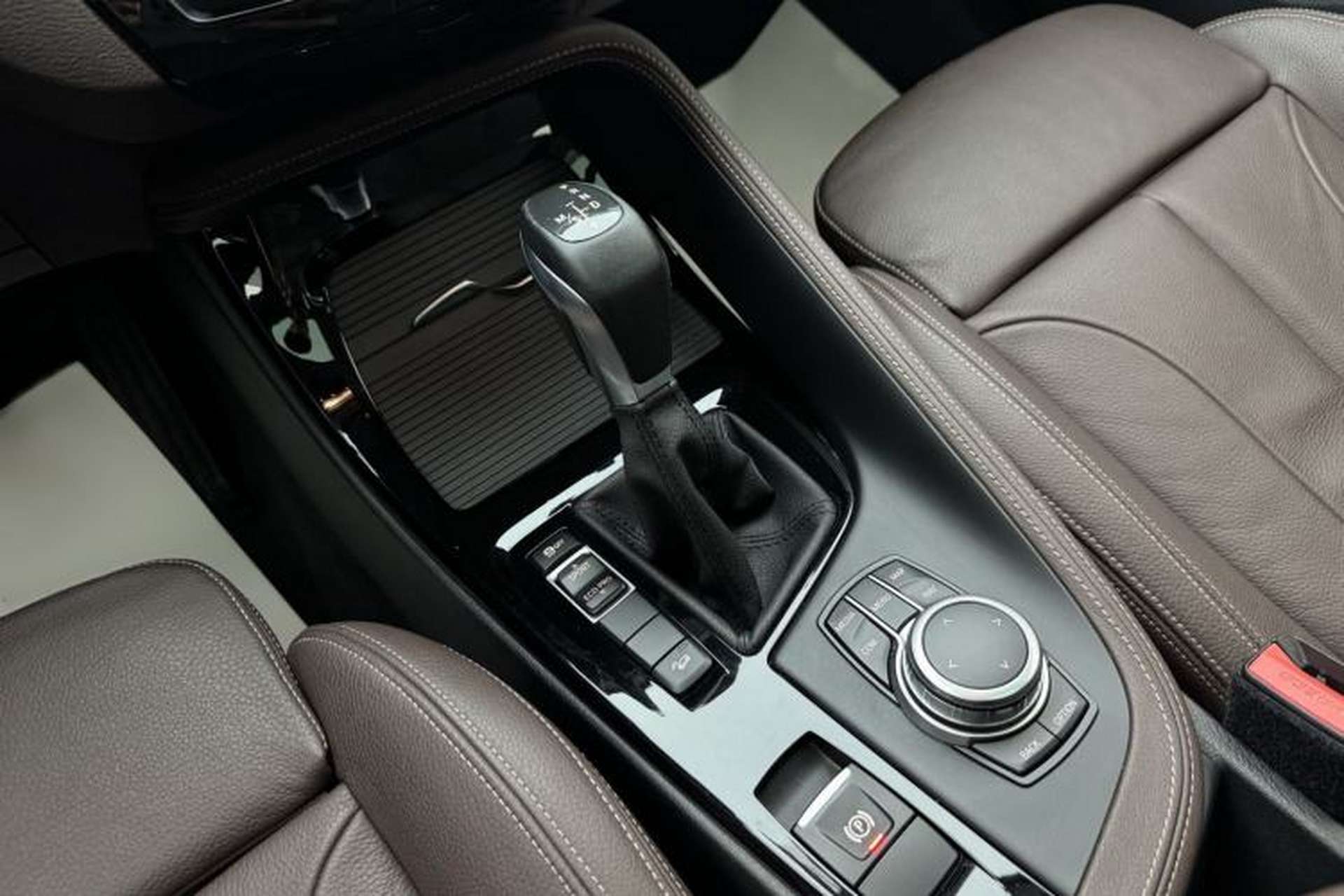 Used BMW X1 2019 xDrive20Li Luxury Model Gear Lever