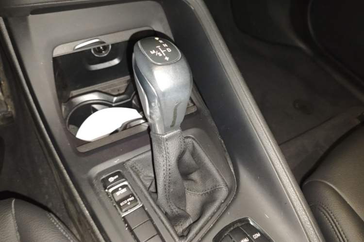 Used BMW X1 2019 sDrive20Li Leading Model Gear Lever