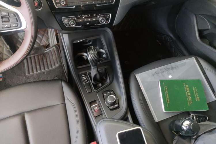 Used BMW X1 2019 sDrive20Li Leading Model Gear Lever