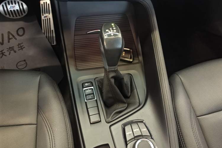 Used BMW X1 2019 sDrive20Li Leading Model Gear Lever