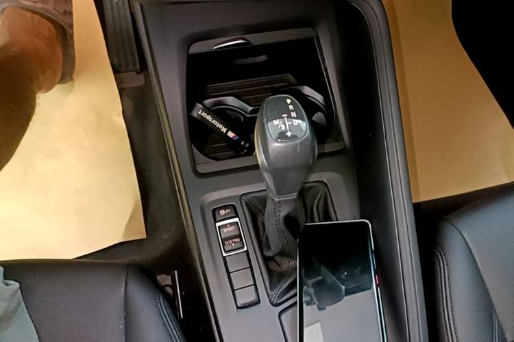 Used BMW X1 2019 sDrive20Li Leading Model Gear Lever