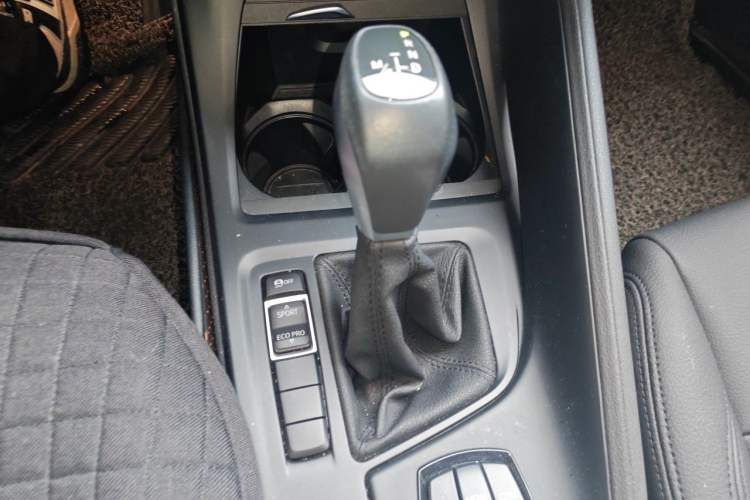 Used BMW X1 2019 sDrive20Li Leading Model Gear Lever