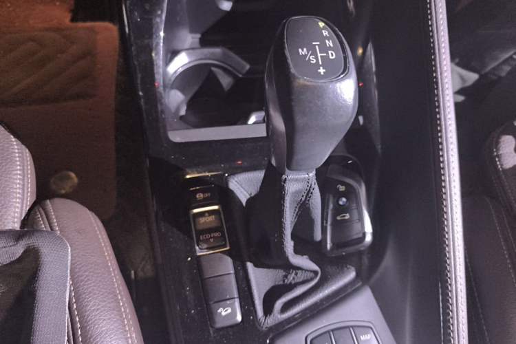 Used BMW X1 2019 xDrive20Li Luxury Model Gear Lever