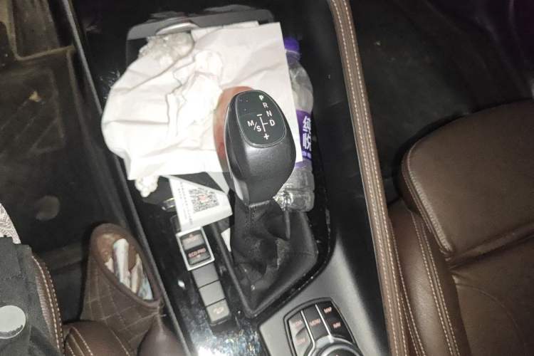 Used BMW X1 2019 xDrive20Li Luxury Model Gear Lever