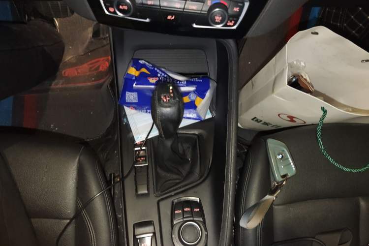 Used BMW X1 2019 sDrive20Li Leading Model Gear Lever