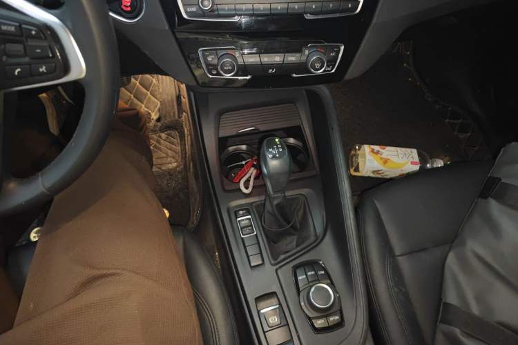 Used BMW X1 2019 sDrive20Li Leading Model Gear Lever