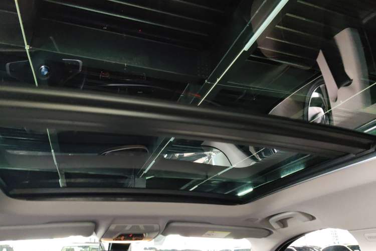 Used BMW X1 2019 sDrive18Li Premium Edition Headliner