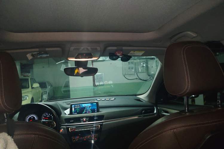 Used BMW X1 2019 xDrive20Li Luxury Model Headliner