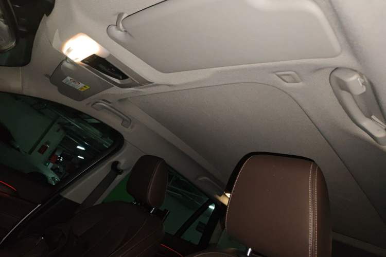 Used BMW X1 2019 xDrive20Li Luxury Model Headliner