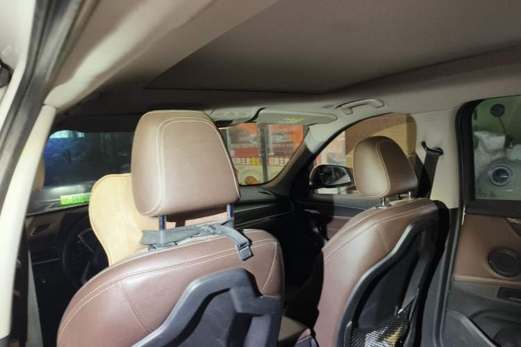 Used BMW X1 2019 sDrive18Li Premium Edition Headliner