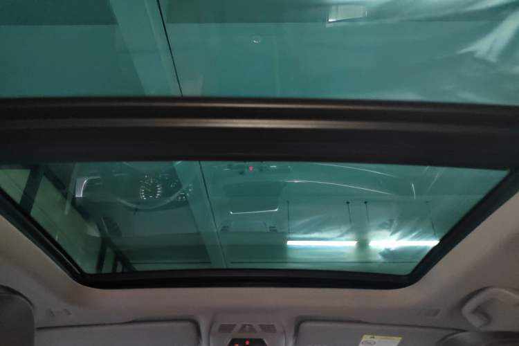 Used BMW X1 2019 sDrive18Li Premium Edition Headliner