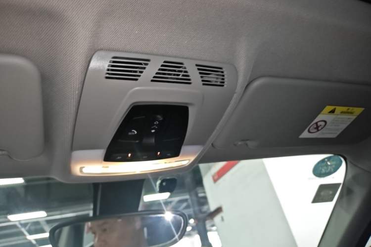 Used BMW X1 2019 sDrive18Li Premium Edition Headliner