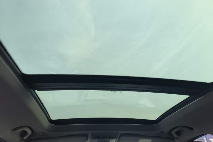 Used BMW X1 2019 sDrive20Li Leading Model Headliner