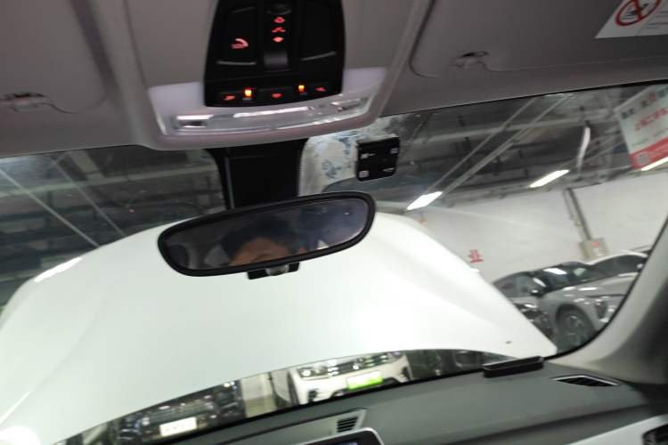 Used BMW X1 2019 sDrive20Li Leading Model Headliner
