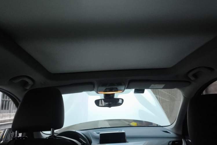 Used BMW X1 2019 xDrive20Li Luxury Model Headliner