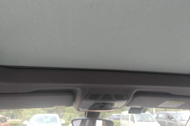 Used BMW X1 2019 sDrive18Li Premium Edition Headliner