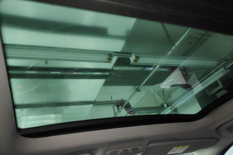 Used BMW X1 2019 sDrive18Li Premium Edition Headliner