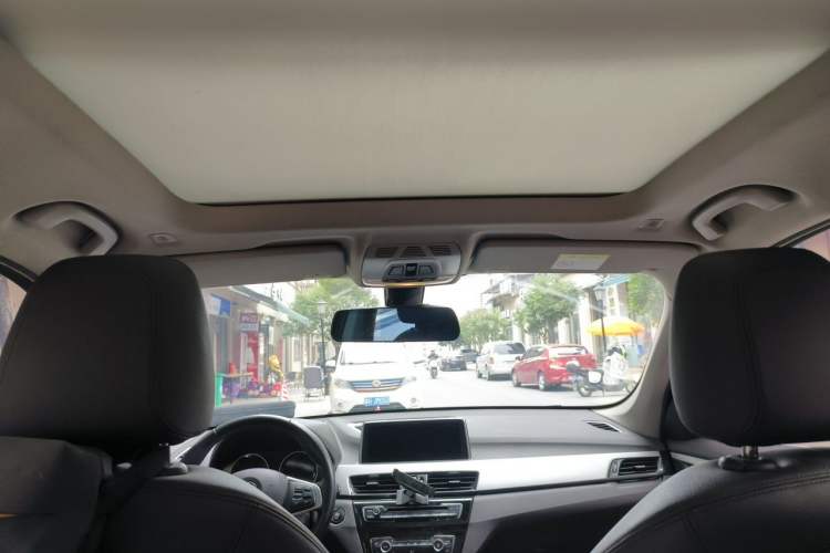 Used BMW X1 2019 sDrive20Li Leading Model Headliner
