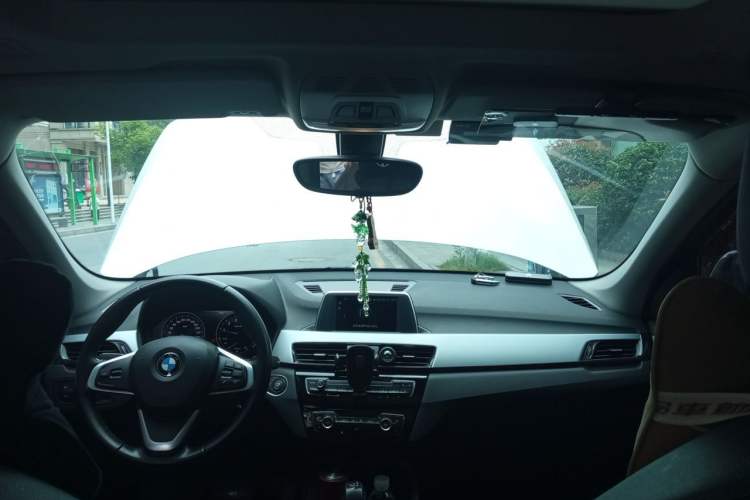 Used BMW X1 2019 sDrive18Li Fashion Model Headliner